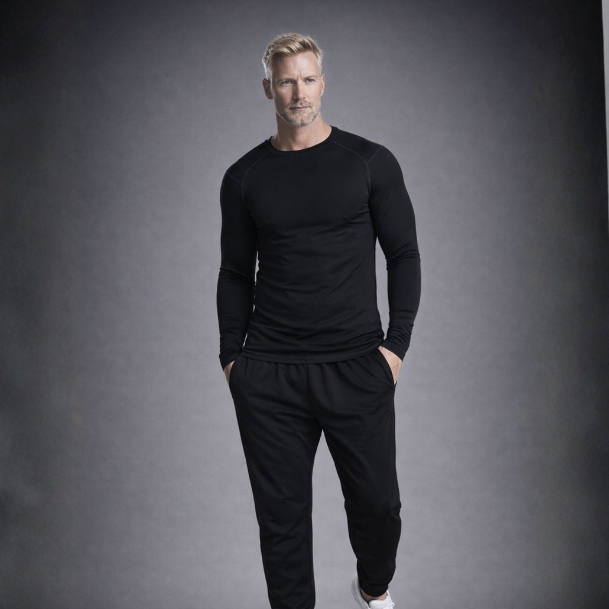 Fitted Long Sleeve Base Layer T-shirt